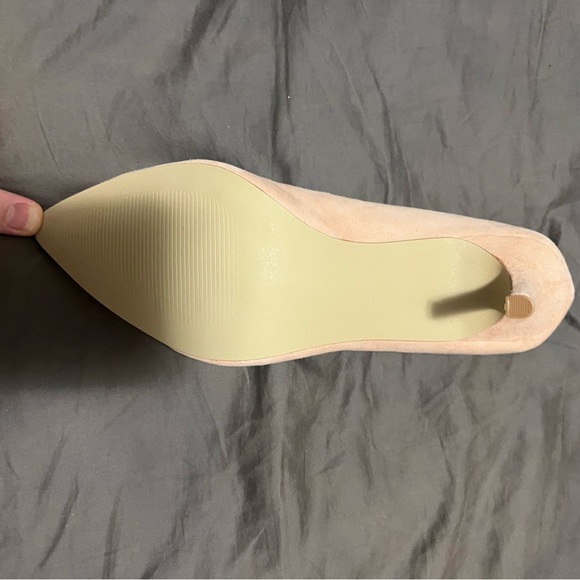 Elegant Nude Suede Women's Heels - Picture 7 of 7